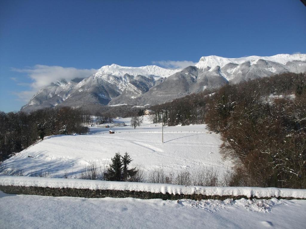 Le Domaine du Grand Cellier Chambres d'hôtes en Savoie Tournon Exterior foto